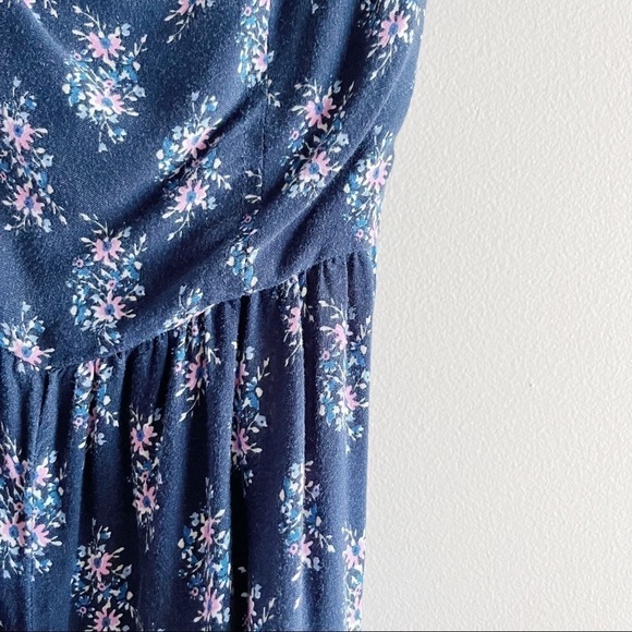 Abercrombie & Fitch • Floral Lace Trim Romper in Navy, Cutout Back, Size Small - Picture 7 of 14